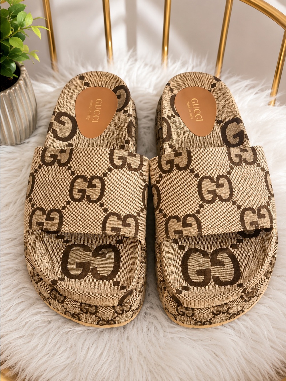 Source Unknown Beige and Brown GG Canvas Slide Sandals